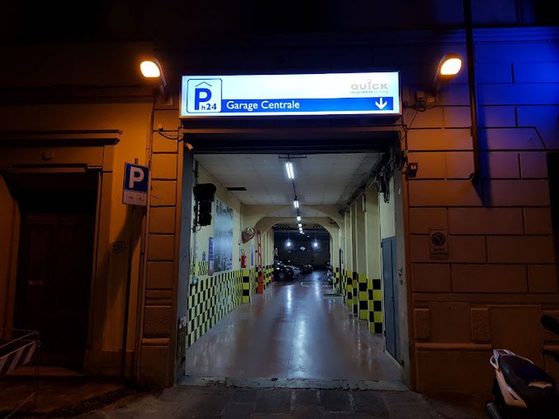 Garage Centrale 2