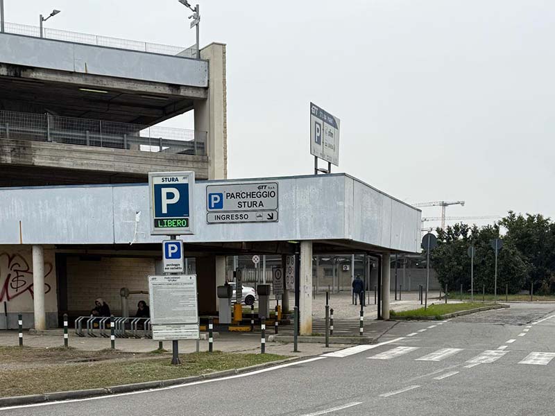 Parcheggio Stura