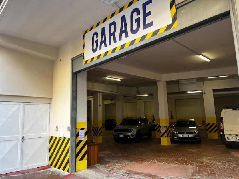 Garage Lungomare Salerno